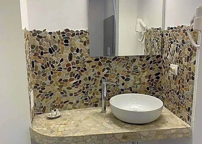 Oda ve Kahvaltı Caos Calmo 3*